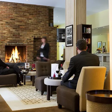 Mercure 4*